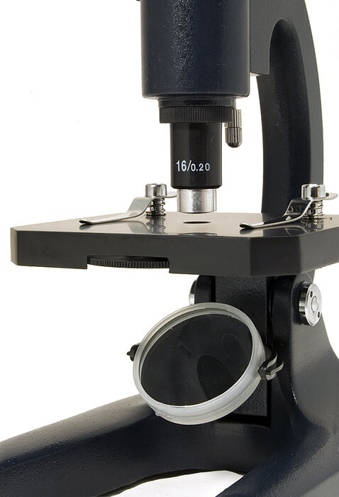 Monokulárny mikroskop Levenhuk 2S NG